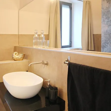 Strega Con Piscina Riscaldata Villa *