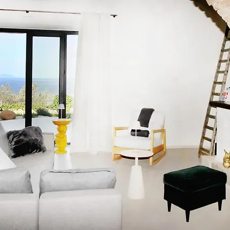 Strega Con Piscina Riscaldata Vila *