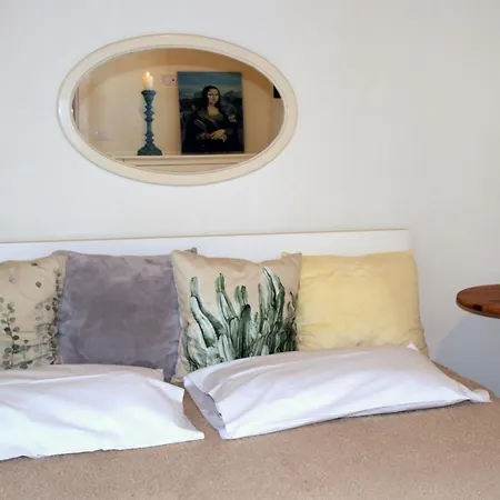 Vila Strega Con Piscina Riscaldata SantʼAgata di Militello